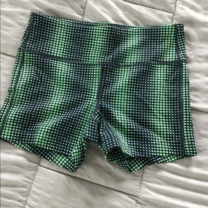 Athleta Yoga shortie